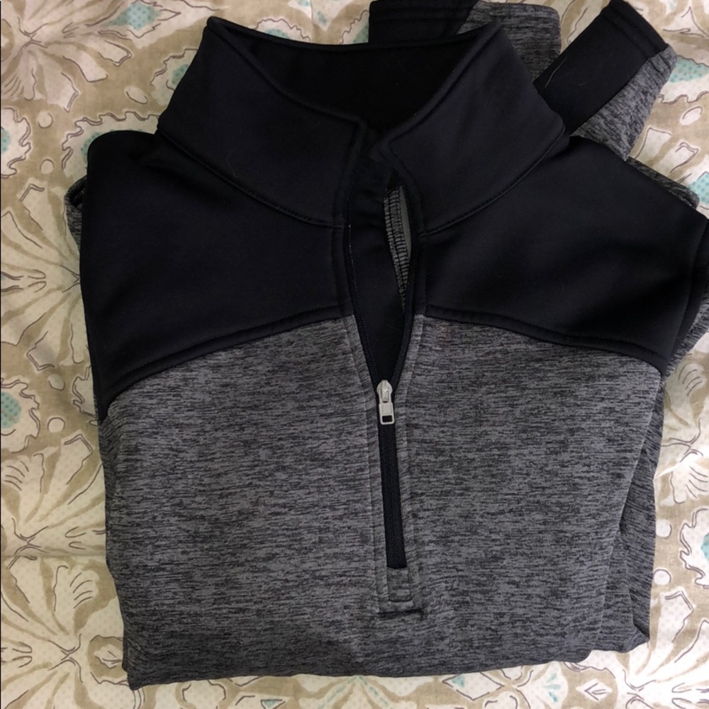 Under Armour quarter zip top